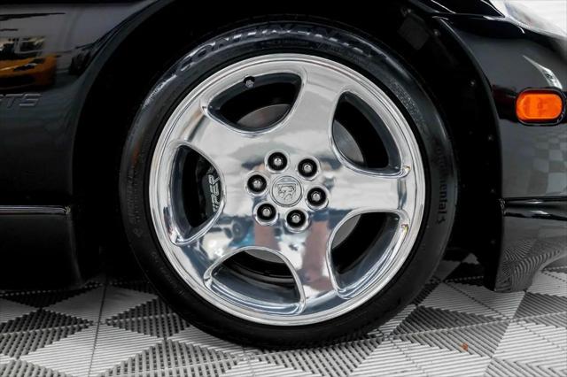 2000 Dodge Viper GTS