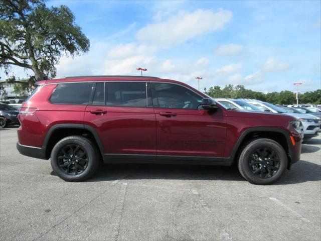 2026 Jeep Grand Cherokee GRAND CHEROKEE L LAREDO ALTITUDE 4X4