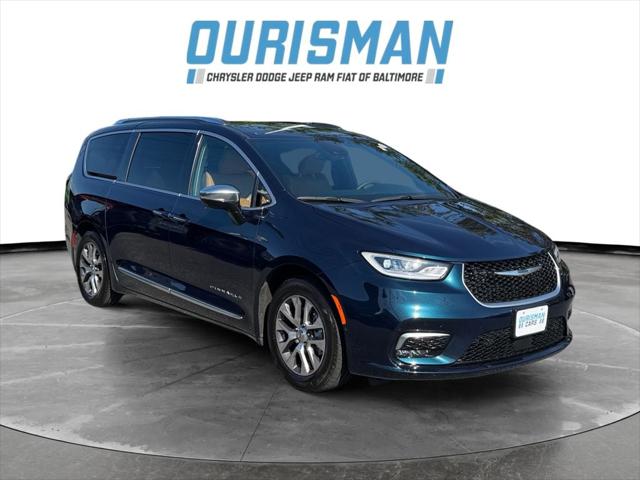 2023 Chrysler Pacifica Hybrid Pinnacle 2023 Chrysler Pacifica Hybrid Pinnacle