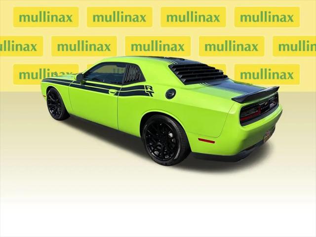 2015 Dodge Challenger R/T Shaker
