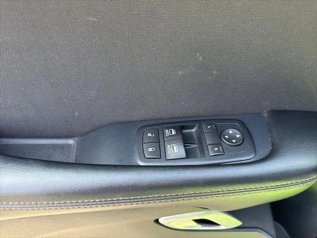 2015 Dodge Challenger R/T Shaker