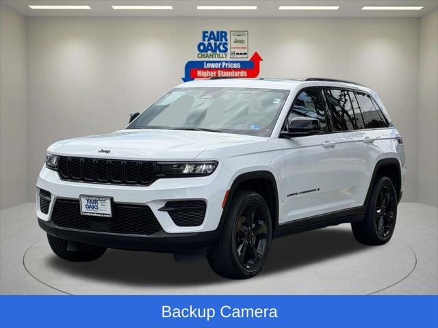 2023 Jeep Grand Cherokee Altitude 4x4 2023 Jeep Grand Cherokee Altitude 4x4