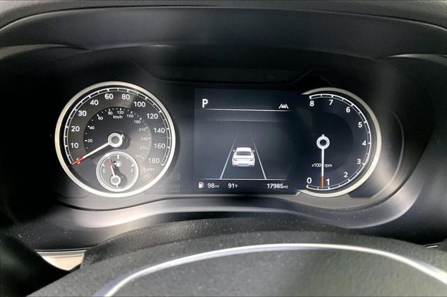 2025 Genesis G70 2.5T RWD