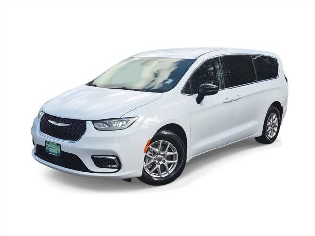2024 Chrysler Pacifica Touring L for sale in Oregon City, OR