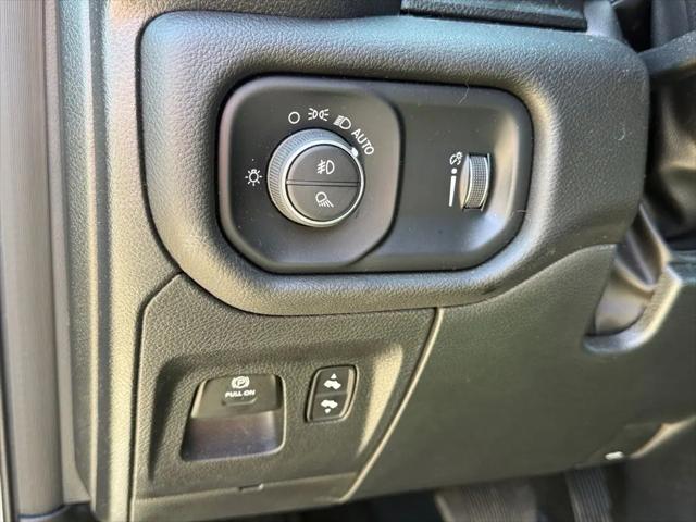 2025 Ram 1500 Big Horn Crew Cab 4x4 57 Box