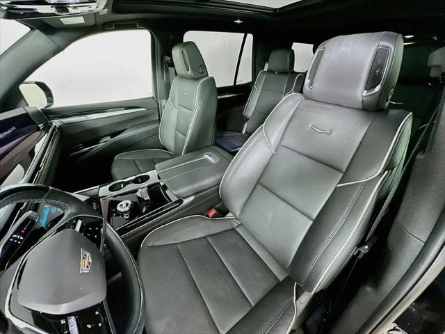 2025 Cadillac Escalade Sport