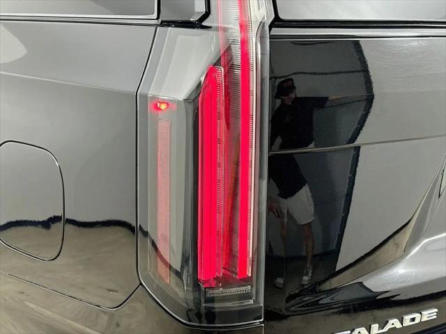 2025 Cadillac Escalade Sport
