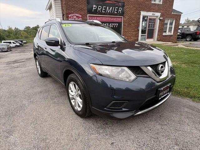 2015 Nissan Rogue SV for sale in Spencerport, NY