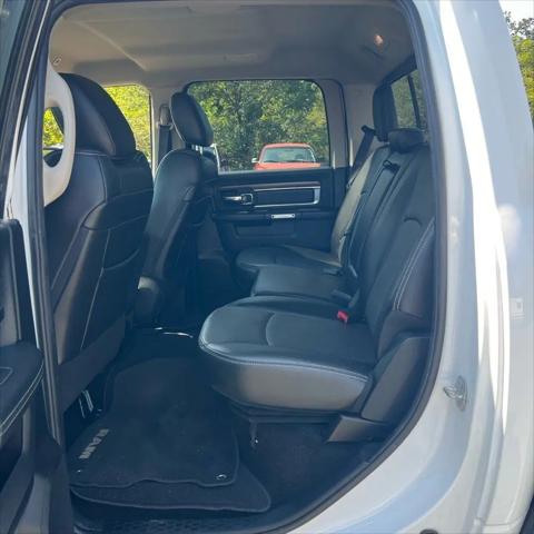 2017 Ram 1500 Laramie Crew Cab 4x4 57 Box