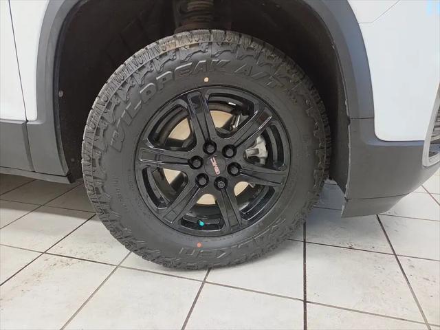 2023 GMC Acadia AWD AT4