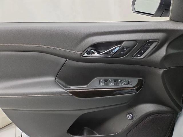 2023 GMC Acadia AWD AT4