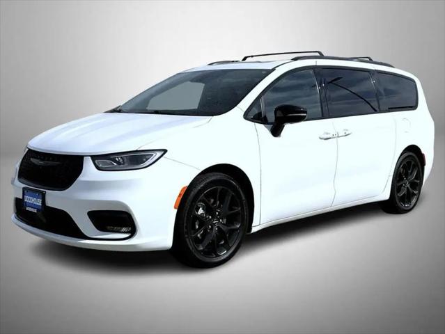 2025 Chrysler Pacifica Limited for sale in Omaha, NE
