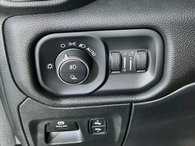 2023 Ram 1500 Laramie Crew Cab 4x4 57 Box