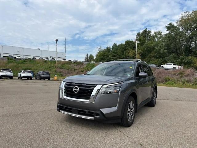 2024 Nissan Pathfinder SL 4WD for sale in Zelienople, PA