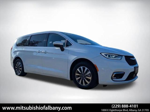 2023 Chrysler Pacifica Hybrid Touring L for sale in Albany, GA