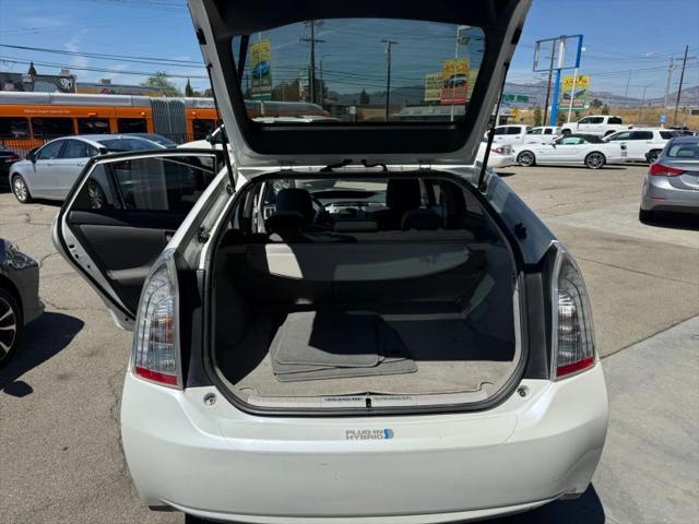 2013 Toyota Prius Plug-In Base