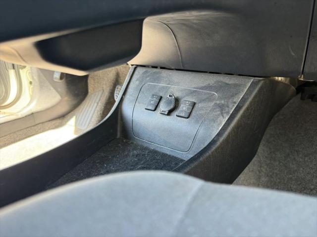 2013 Toyota Prius Plug-In Base