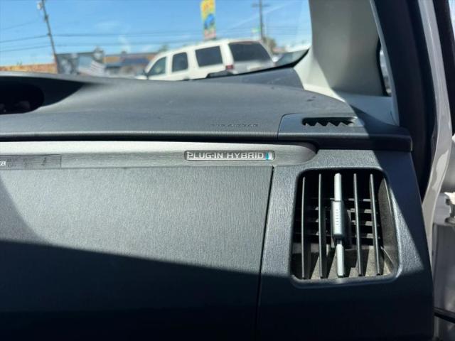 2013 Toyota Prius Plug-In Base