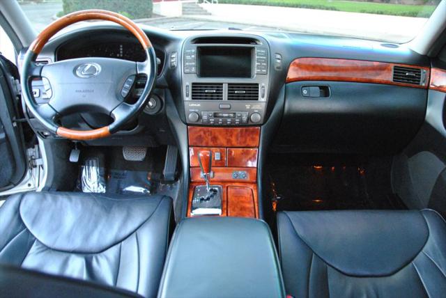 2005 Lexus LS 430 430