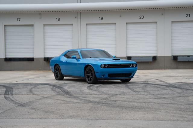 2018 Dodge Challenger SXT Plus