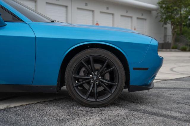 2018 Dodge Challenger SXT Plus