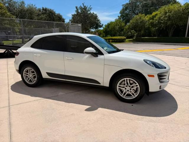 2018 Porsche Macan Base