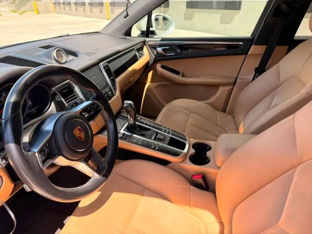 2018 Porsche Macan Base