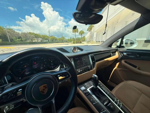 2018 Porsche Macan Base