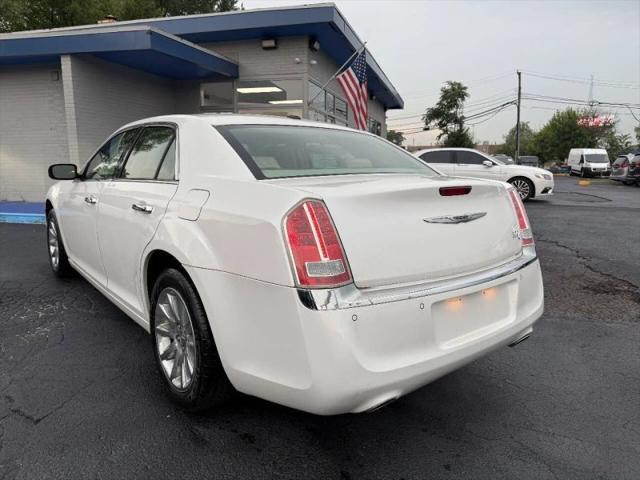 2011 Chrysler 300 300C