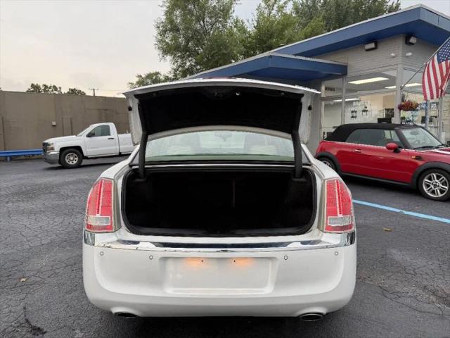 2011 Chrysler 300 300C