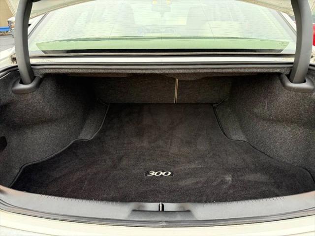 2011 Chrysler 300 300C