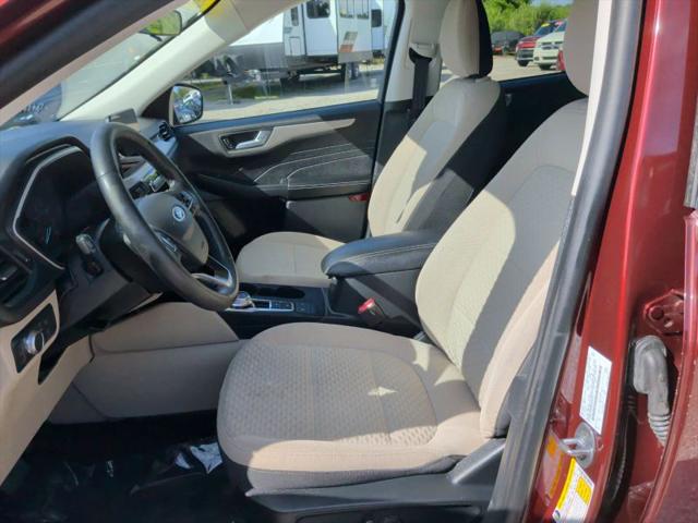 2021 Ford Escape SE