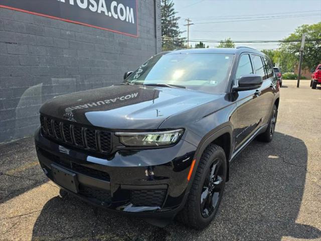 2024 Jeep Grand Cherokee L Altitude 4x4 for sale in Akron, OH