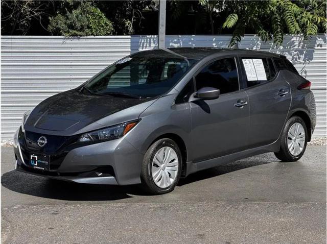 2025 Nissan LEAF S