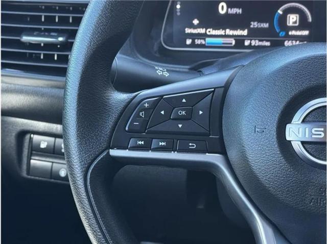 2025 Nissan LEAF S