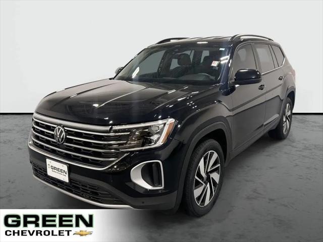 2024 Volkswagen Atlas 2.0T SE w/Technology for sale in East Moline, IL