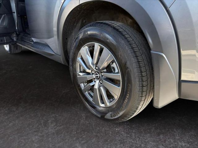 2025 Nissan Pathfinder S FWD
