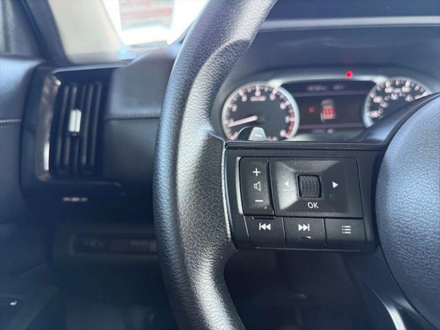 2025 Nissan Pathfinder S FWD