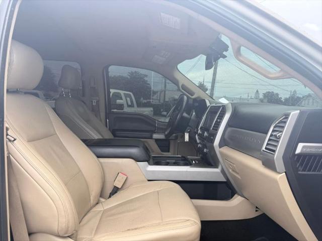 2017 Ford F-350 LARIAT