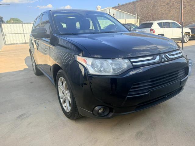 2014 Mitsubishi Outlander SE for sale in Dallas, TX