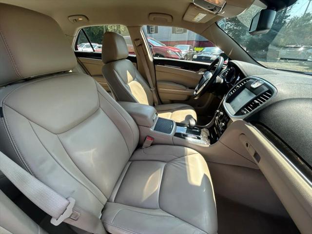 2014 Chrysler 300 300
