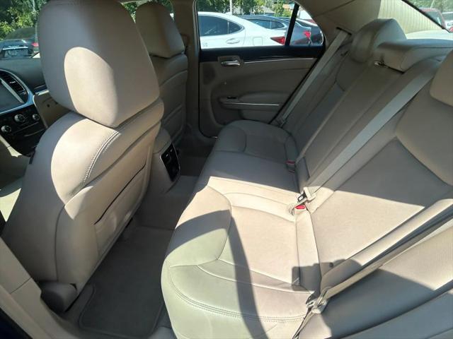 2014 Chrysler 300 300