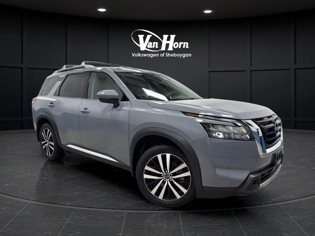 2025 Nissan Pathfinder Platinum 4WD for sale in Sheboygan, WI