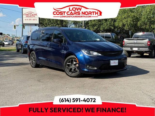 2019 Chrysler Pacifica Touring L for sale near Whitehall, OH