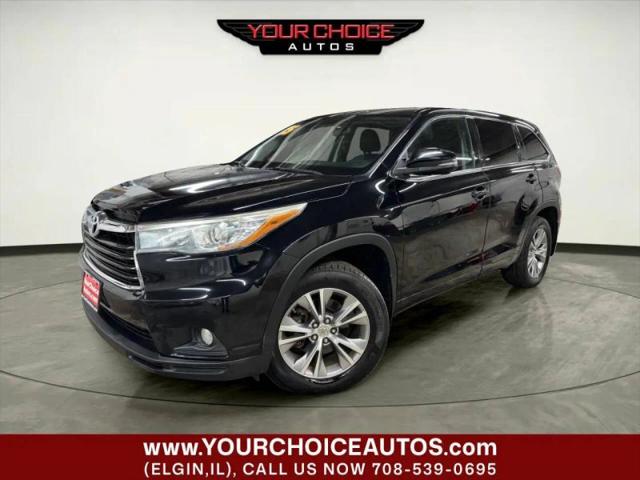 2015 Toyota Highlander LE Plus V6 for sale in Elgin, IL
