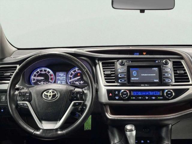 2015 Toyota Highlander LE Plus V6