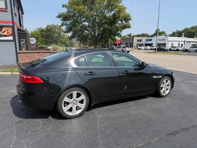 2017 Jaguar XE 25t Prestige