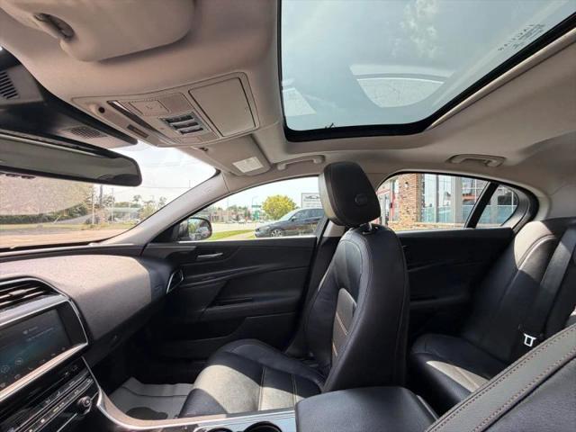 2017 Jaguar XE 25t Prestige