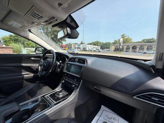 2017 Jaguar XE 25t Prestige