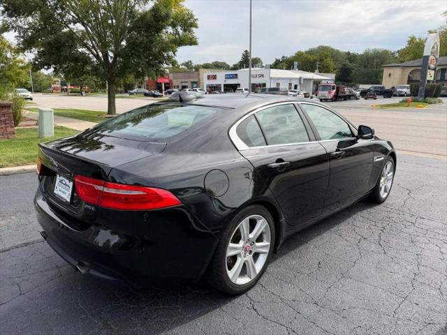 2017 Jaguar XE 25t Prestige